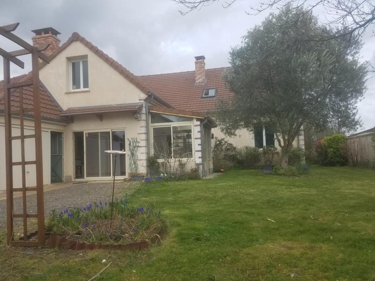 Chez Bea Apartment Saint-Ouen-en-Belin Bagian luar foto